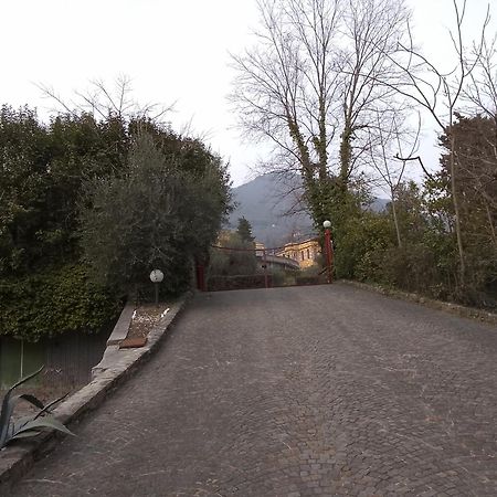 Appartamento Serena Gardone Riviera Exterior foto